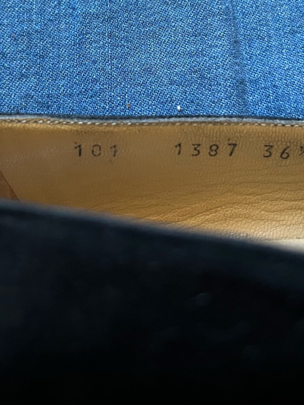 Authentic Gucci Black Suede Bamboo Horsebit Loafers - Picture 5 of 7